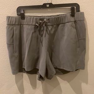 Lululemon On The Fly woven 2.5” short grey sage